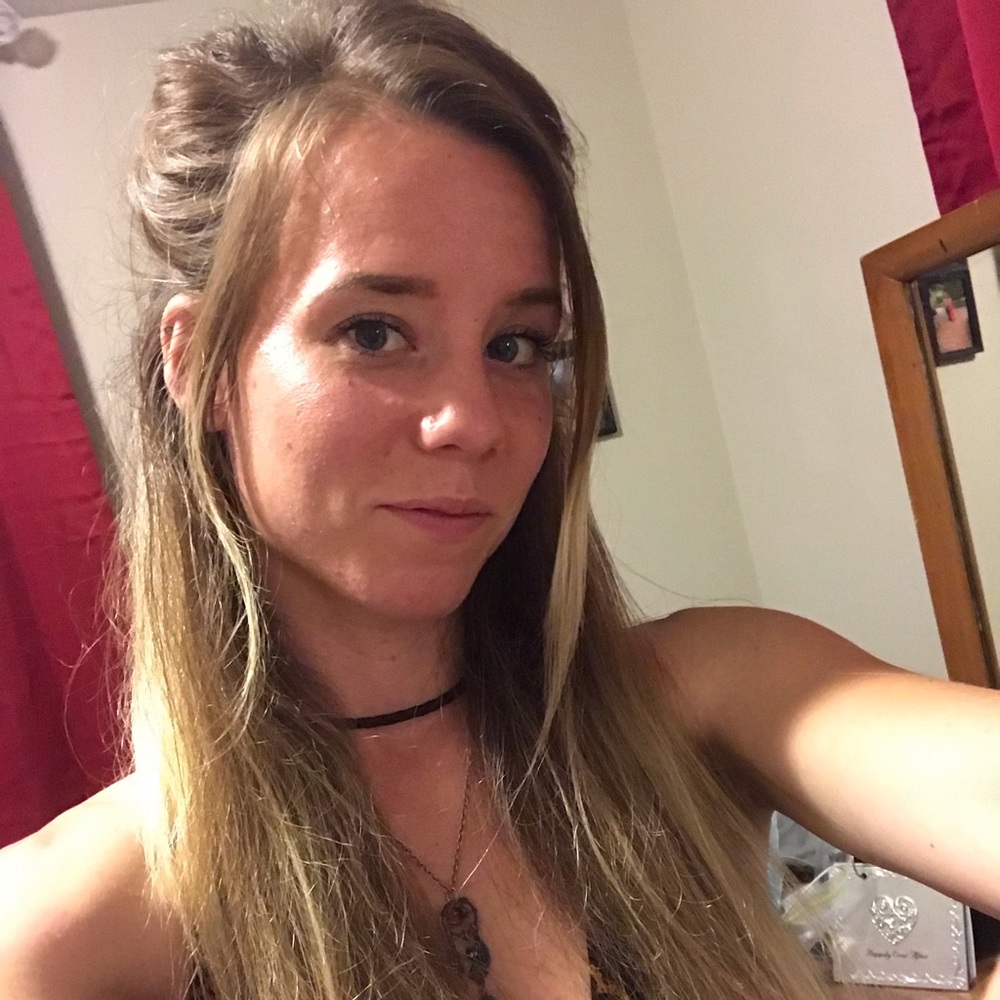 Meet your Posher, Brittany